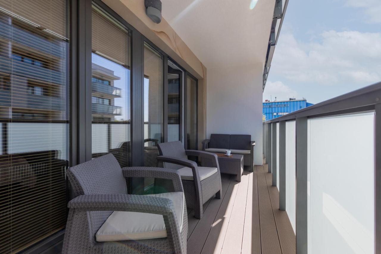 Kasprowicza By Renters Apartment