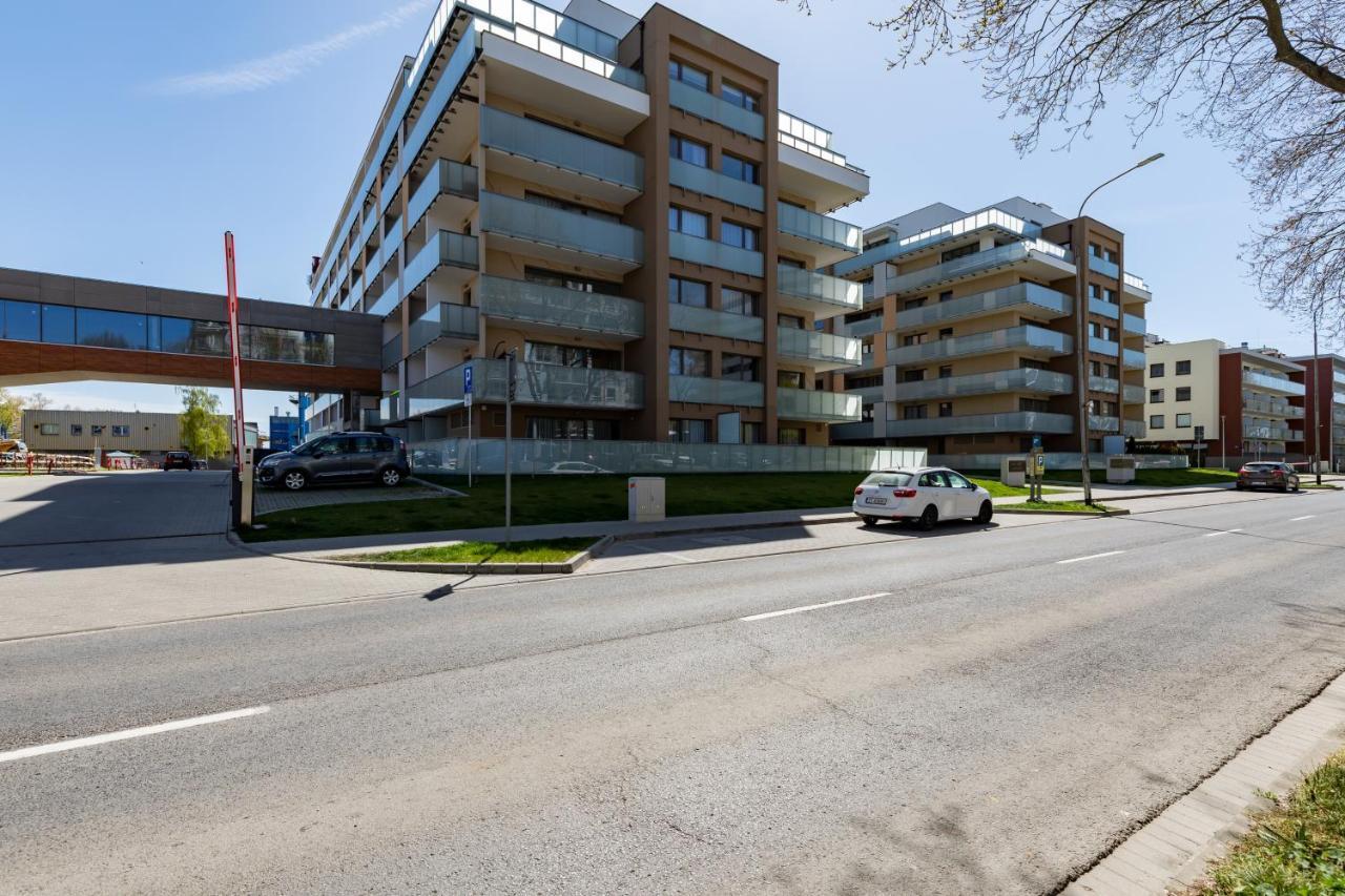 Kasprowicza By Renters Apartment